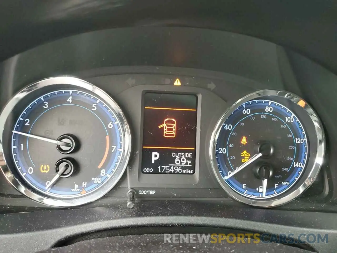 9 fotografías del automóvil dañado 2T1BURHE8KC147693 TOYOTA COROLLA 2019