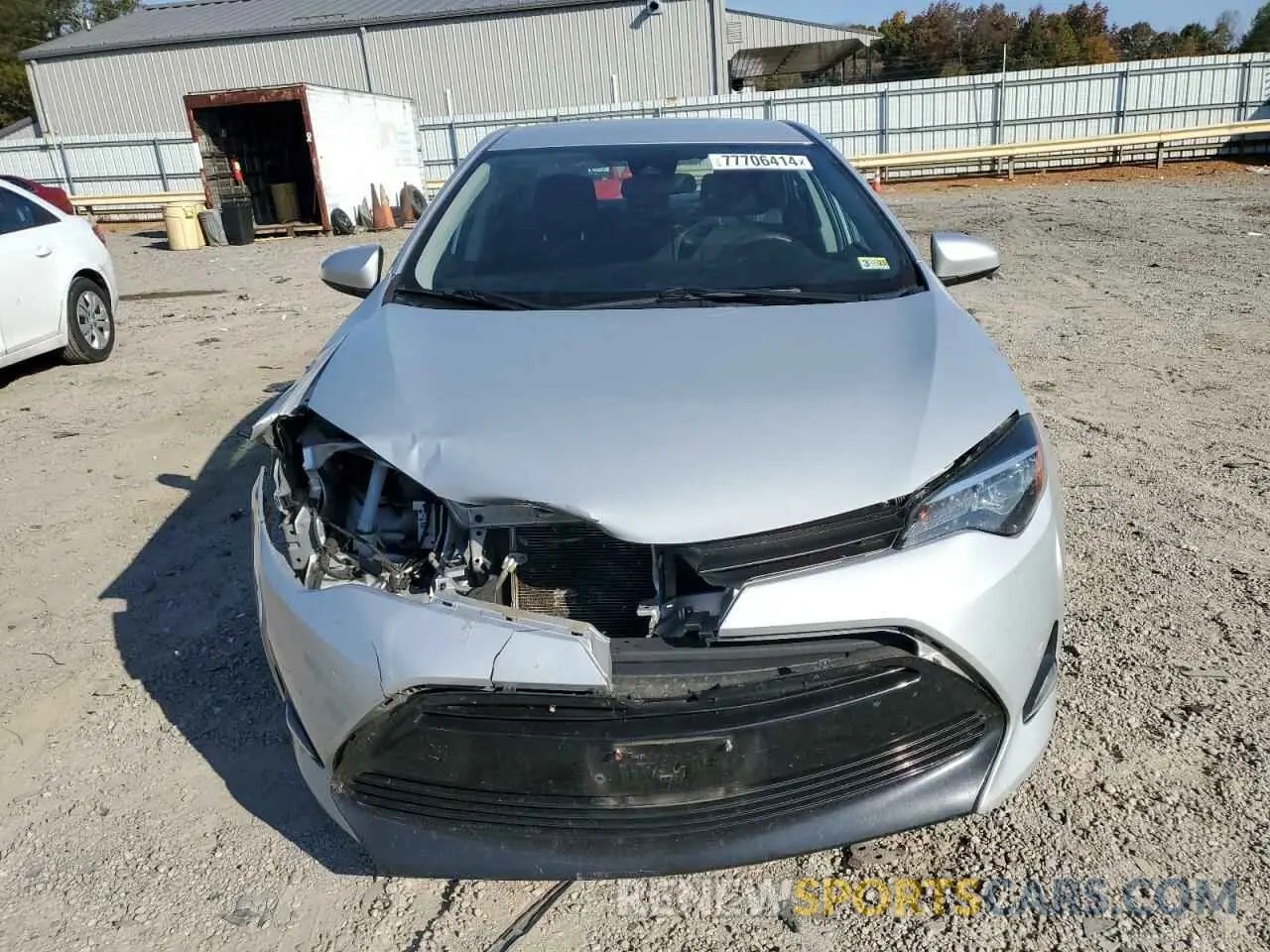 5 fotografías del automóvil dañado 2T1BURHE8KC149041 TOYOTA COROLLA 2019