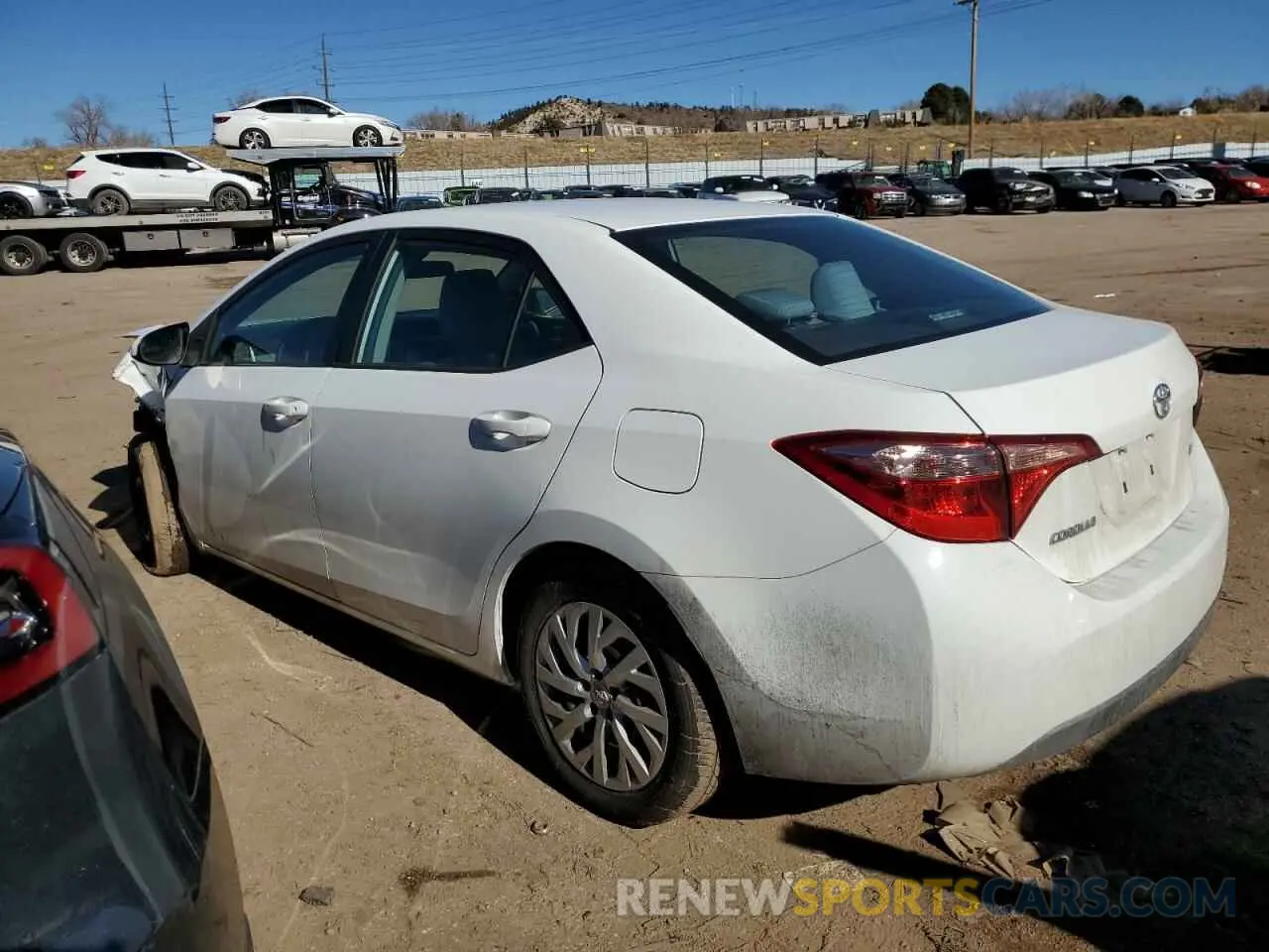 2 fotografías del automóvil dañado 2T1BURHE8KC154076 TOYOTA COROLLA 2019
