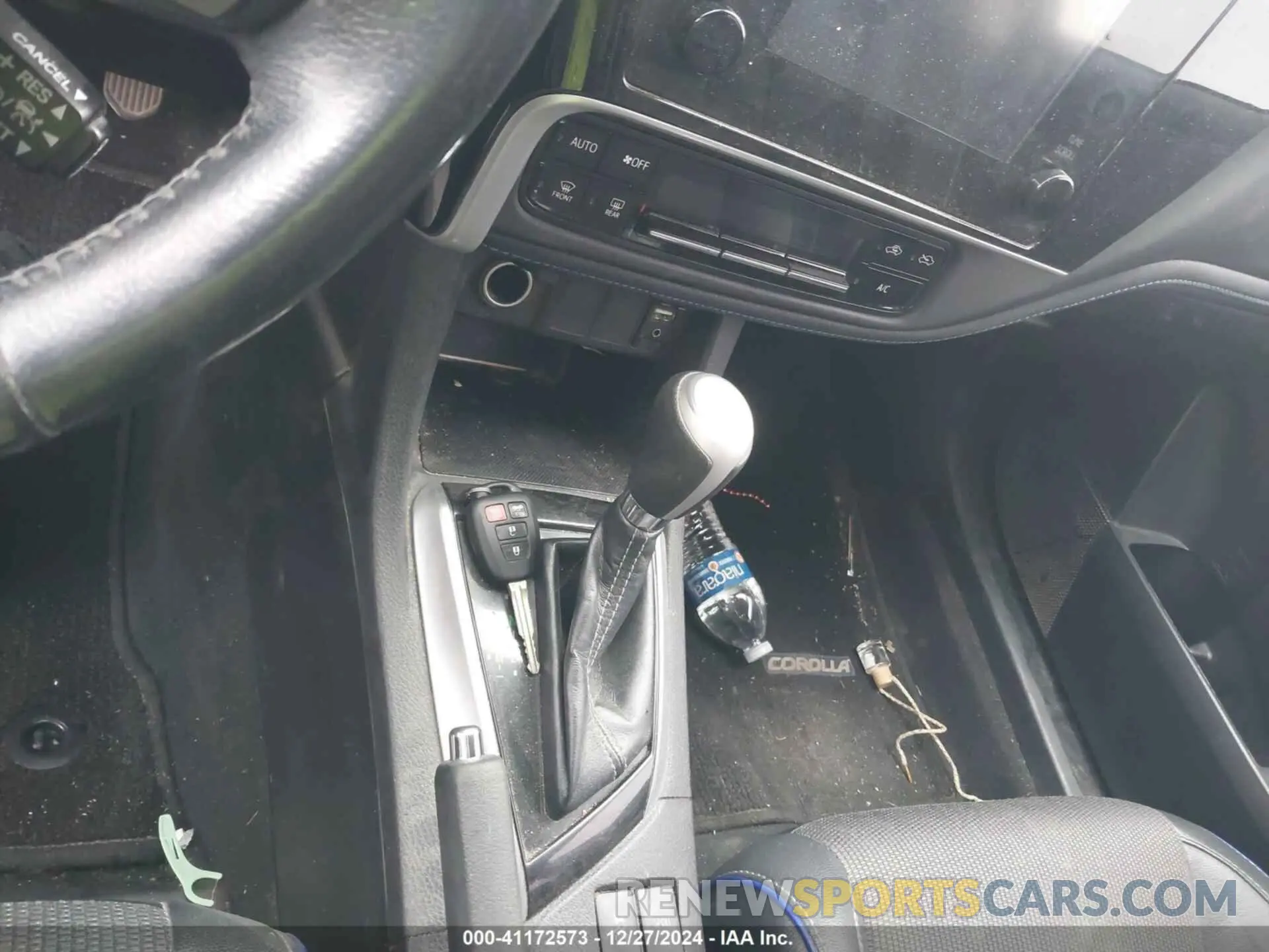 11 fotografías del automóvil dañado 2T1BURHE8KC156068 TOYOTA COROLLA 2019