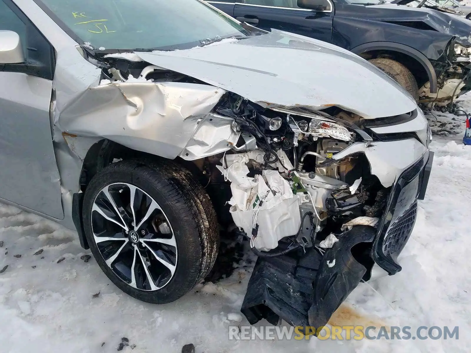 9 fotografías del automóvil dañado 2T1BURHE8KC160685 TOYOTA COROLLA 2019