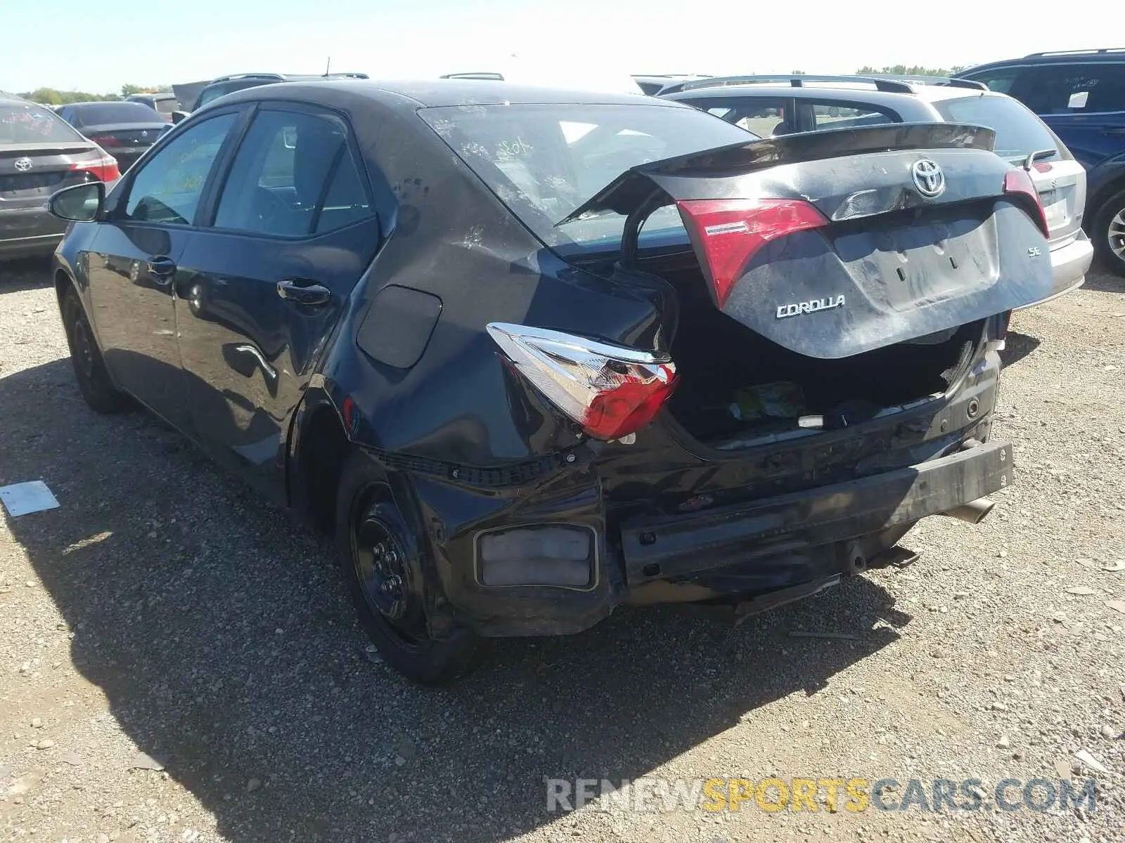 3 fotografías del automóvil dañado 2T1BURHE8KC163831 TOYOTA COROLLA 2019