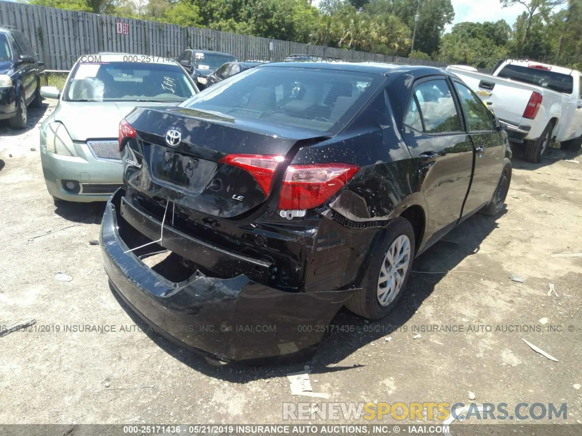 4 fotografías del automóvil dañado 2T1BURHE8KC167555 TOYOTA COROLLA 2019