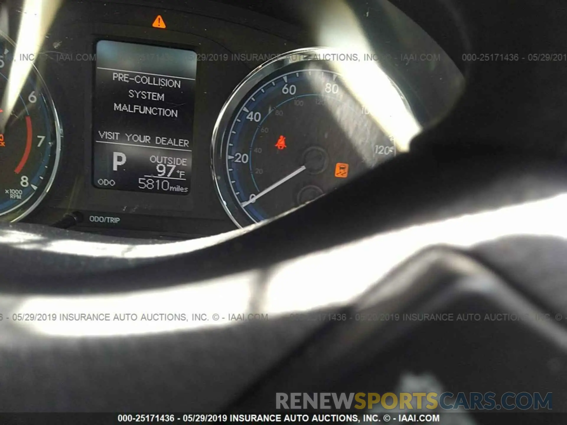 7 fotografías del automóvil dañado 2T1BURHE8KC167555 TOYOTA COROLLA 2019
