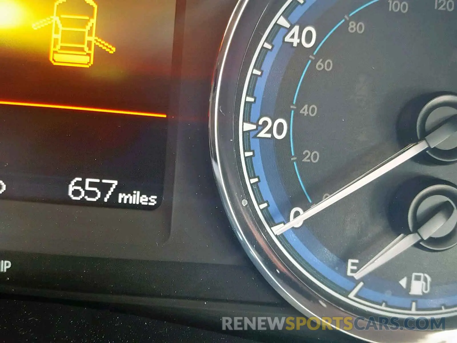 8 fotografías del automóvil dañado 2T1BURHE8KC167636 TOYOTA COROLLA 2019