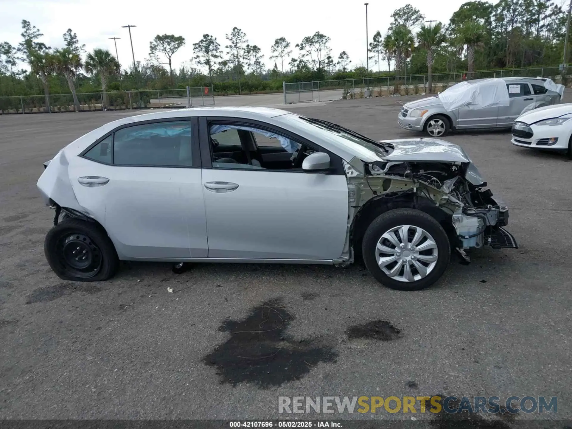 13 fotografías del automóvil dañado 2T1BURHE8KC170584 TOYOTA COROLLA 2019