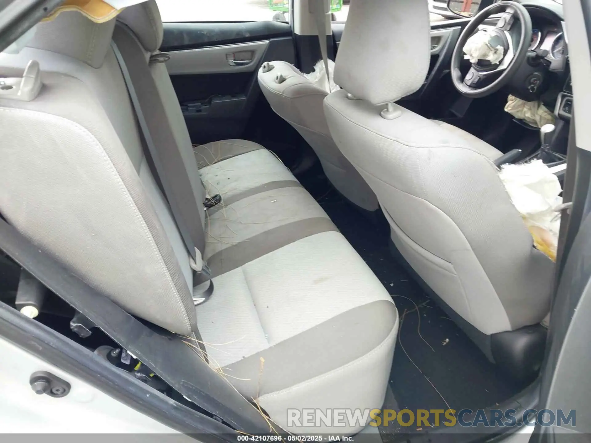 8 fotografías del automóvil dañado 2T1BURHE8KC170584 TOYOTA COROLLA 2019