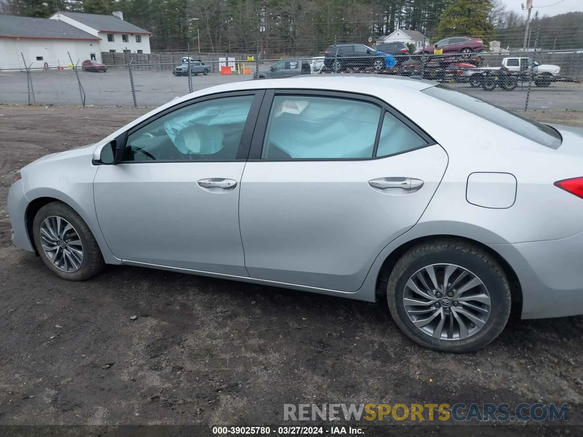 14 fotografías del automóvil dañado 2T1BURHE8KC171833 TOYOTA COROLLA 2019