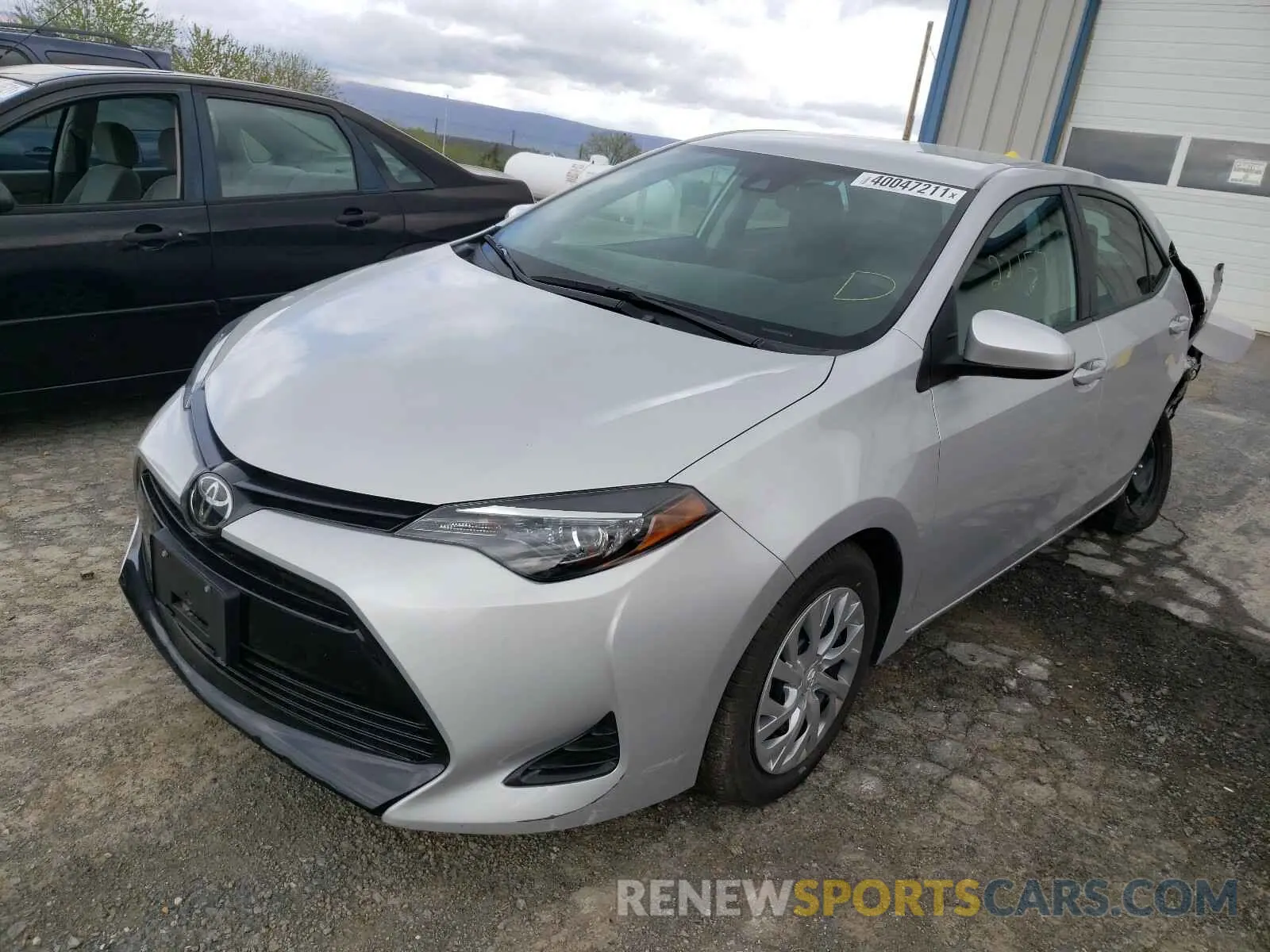 2 fotografías del automóvil dañado 2T1BURHE8KC174697 TOYOTA COROLLA 2019