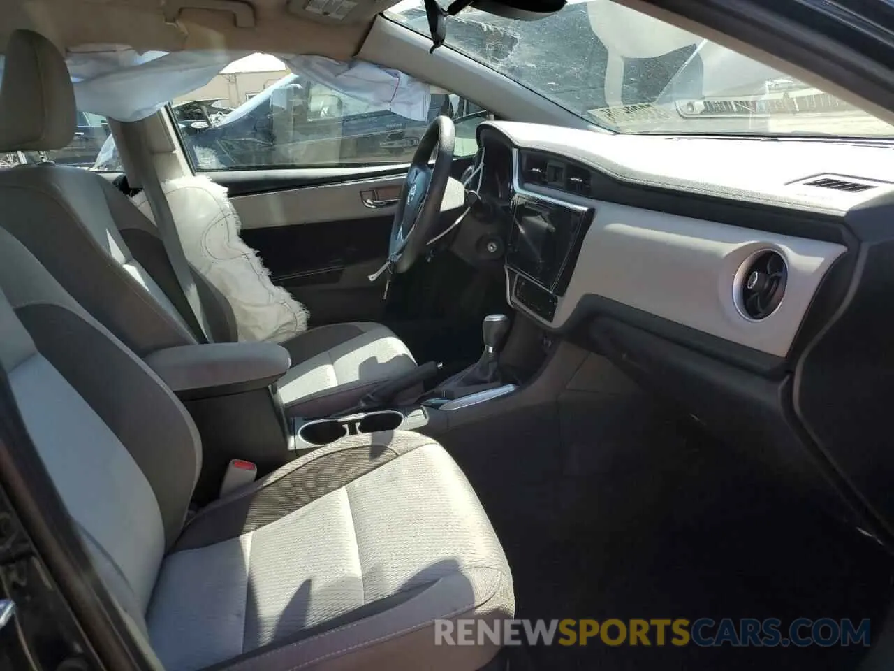 7 fotografías del automóvil dañado 2T1BURHE8KC175137 TOYOTA COROLLA 2019