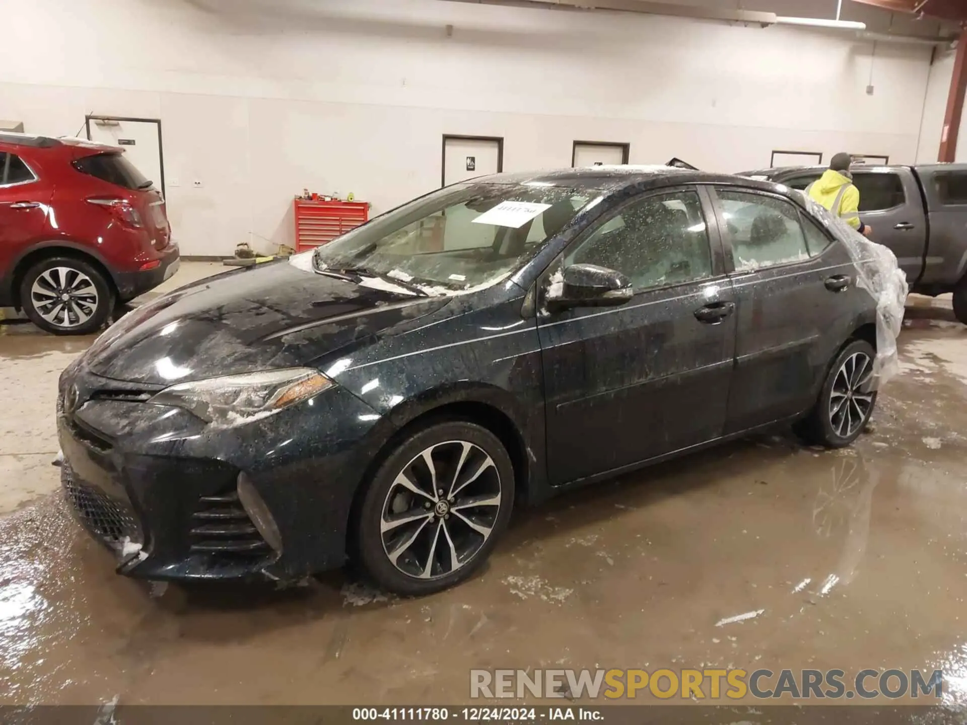 2 fotografías del automóvil dañado 2T1BURHE8KC184470 TOYOTA COROLLA 2019