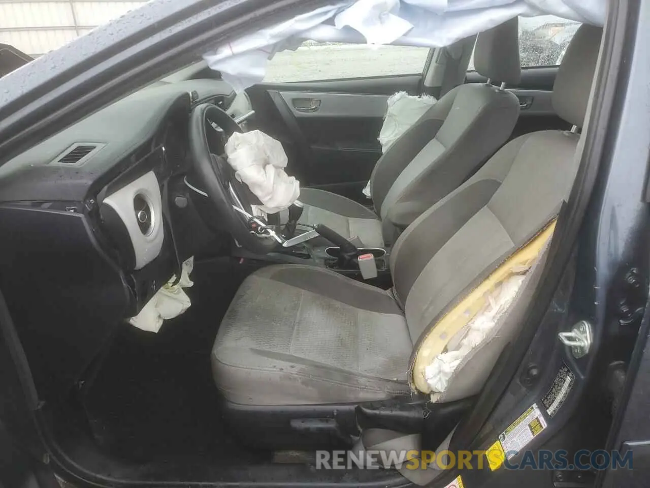 7 fotografías del automóvil dañado 2T1BURHE8KC193606 TOYOTA COROLLA 2019