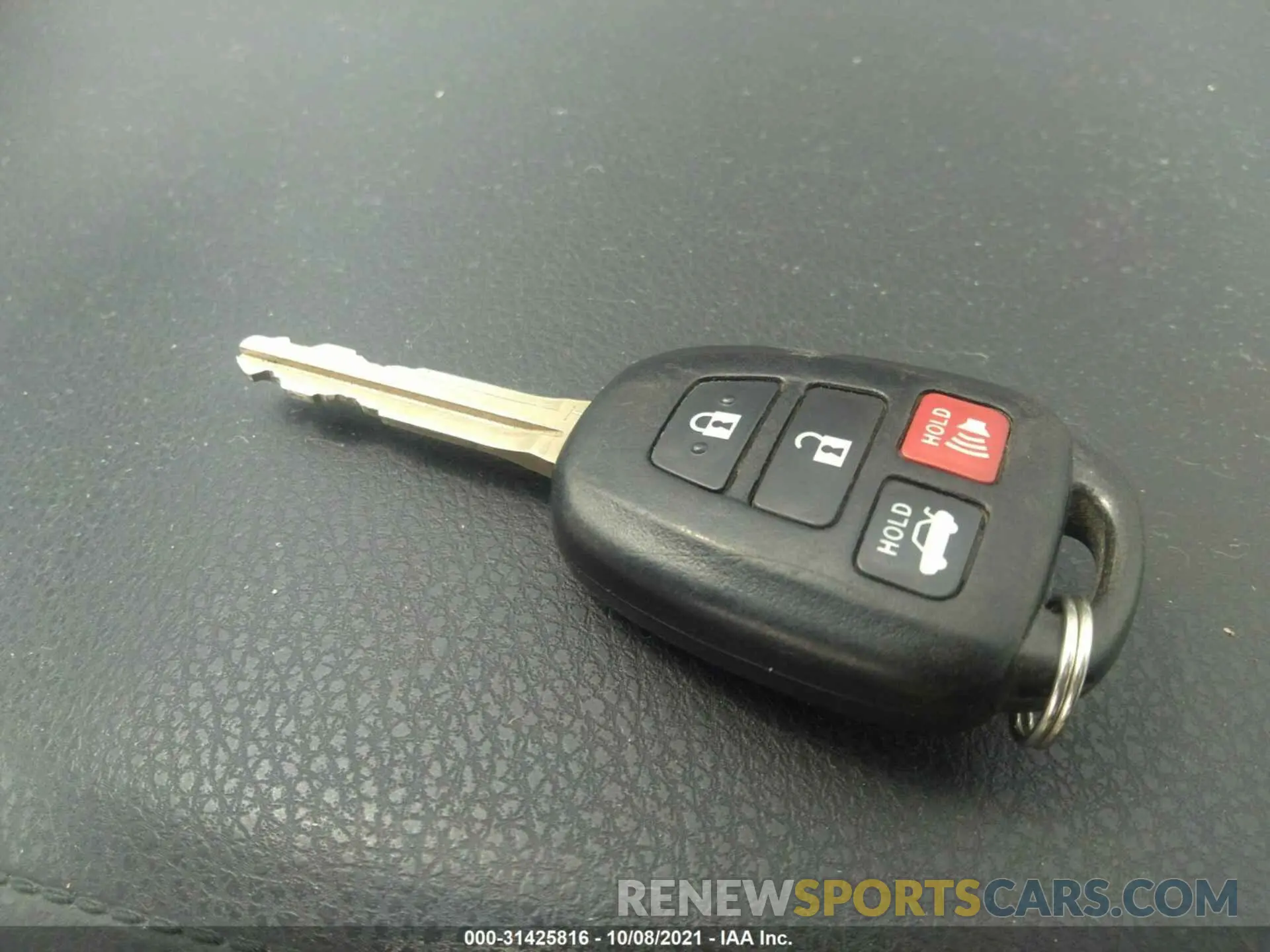 11 fotografías del automóvil dañado 2T1BURHE8KC208475 TOYOTA COROLLA 2019