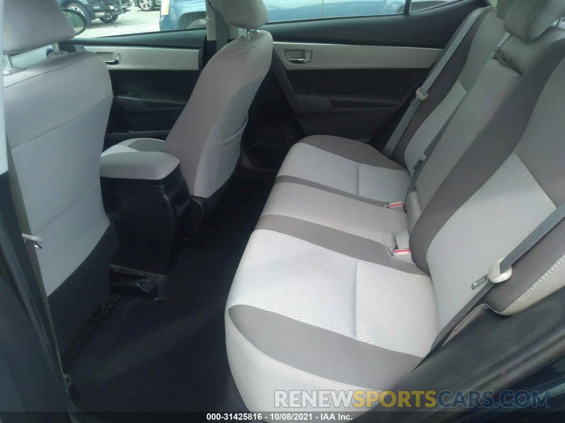8 fotografías del automóvil dañado 2T1BURHE8KC208475 TOYOTA COROLLA 2019