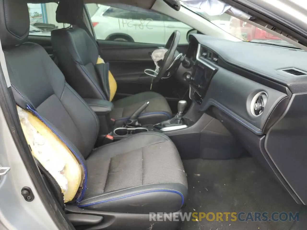 5 fotografías del automóvil dañado 2T1BURHE8KC209934 TOYOTA COROLLA 2019