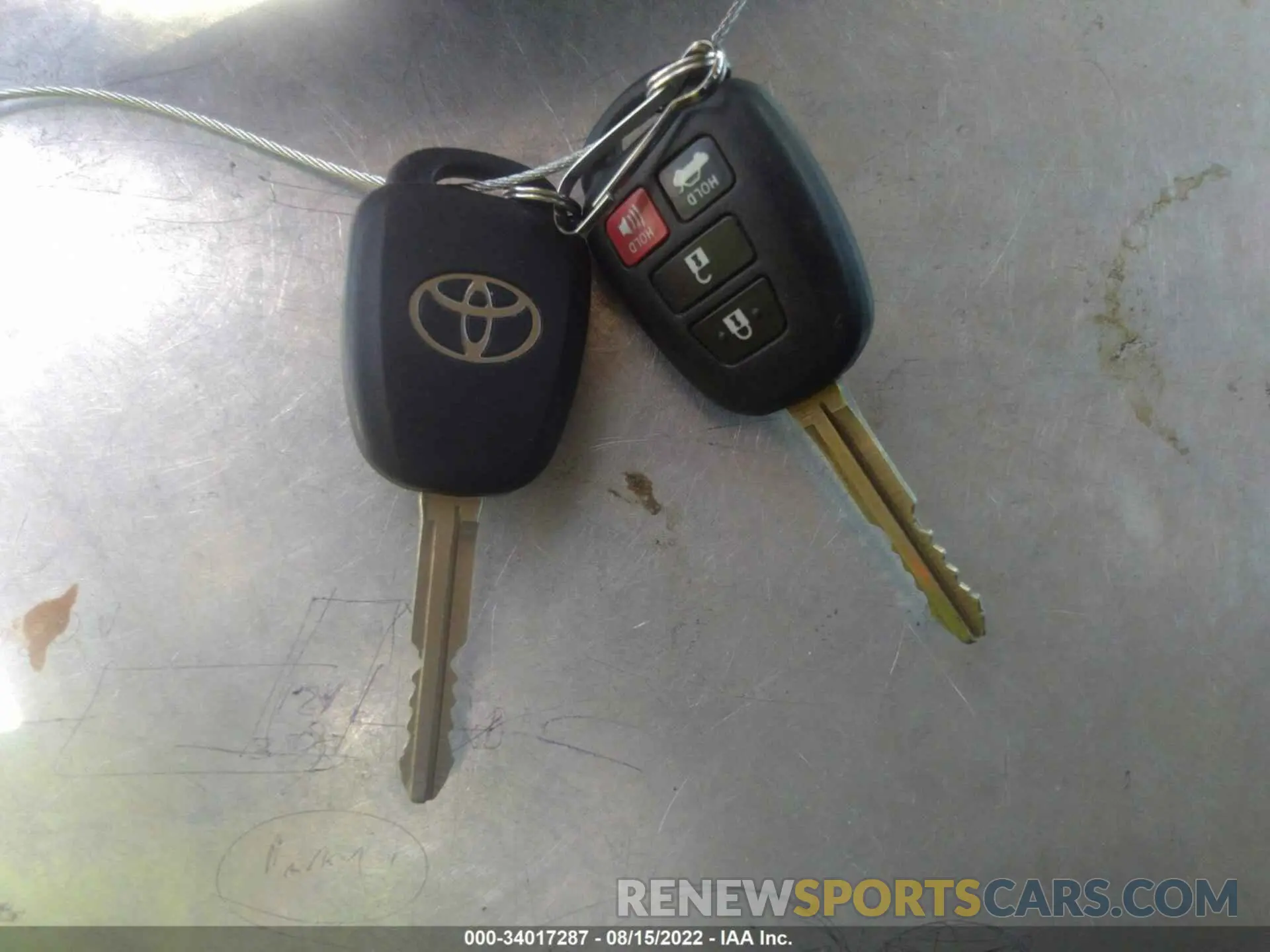 11 fotografías del automóvil dañado 2T1BURHE8KC216382 TOYOTA COROLLA 2019