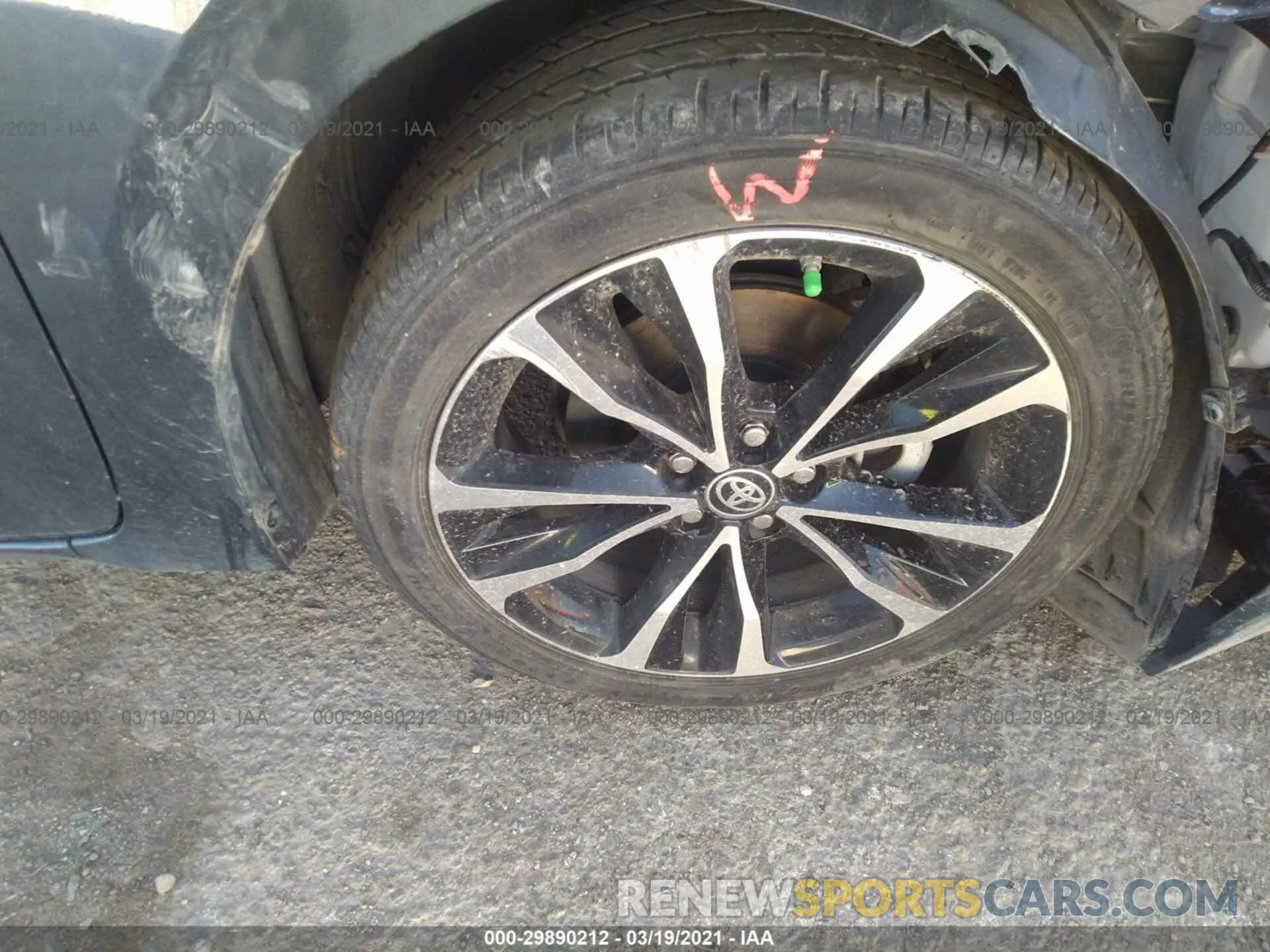 14 fotografías del automóvil dañado 2T1BURHE8KC217354 TOYOTA COROLLA 2019