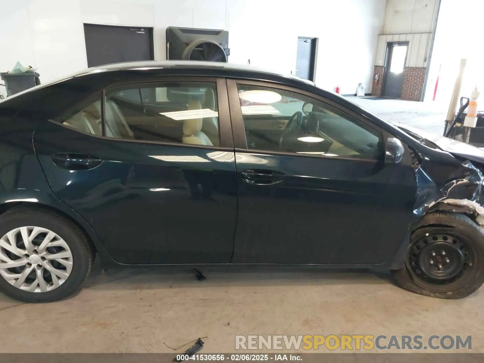 13 fotografías del automóvil dañado 2T1BURHE8KC219086 TOYOTA COROLLA 2019