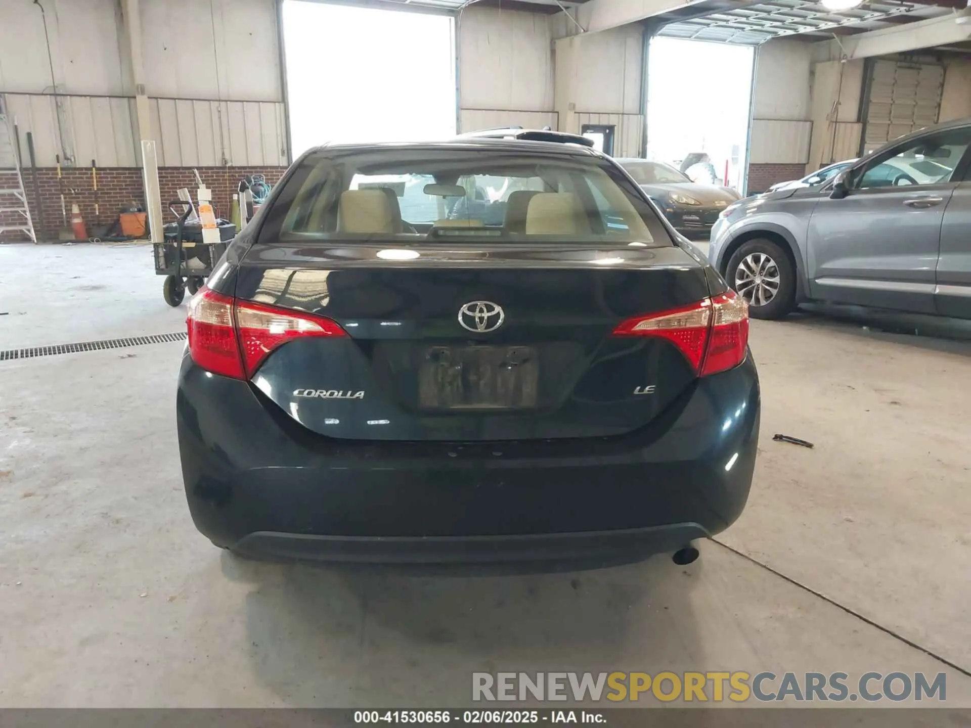 16 fotografías del automóvil dañado 2T1BURHE8KC219086 TOYOTA COROLLA 2019
