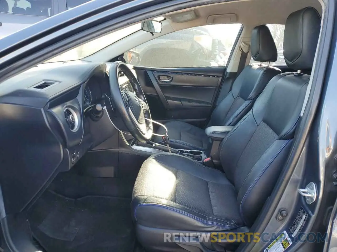 7 fotografías del automóvil dañado 2T1BURHE8KC219752 TOYOTA COROLLA 2019
