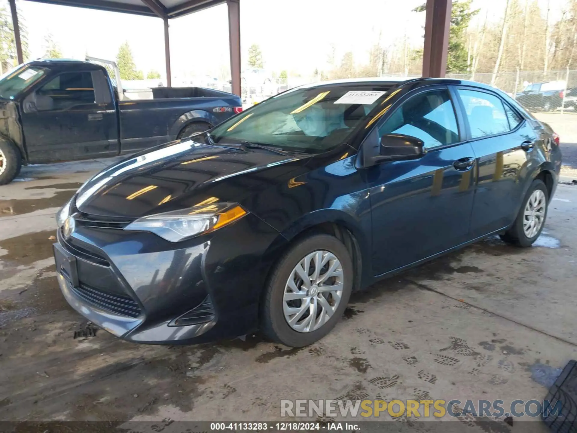 2 fotografías del automóvil dañado 2T1BURHE8KC220979 TOYOTA COROLLA 2019