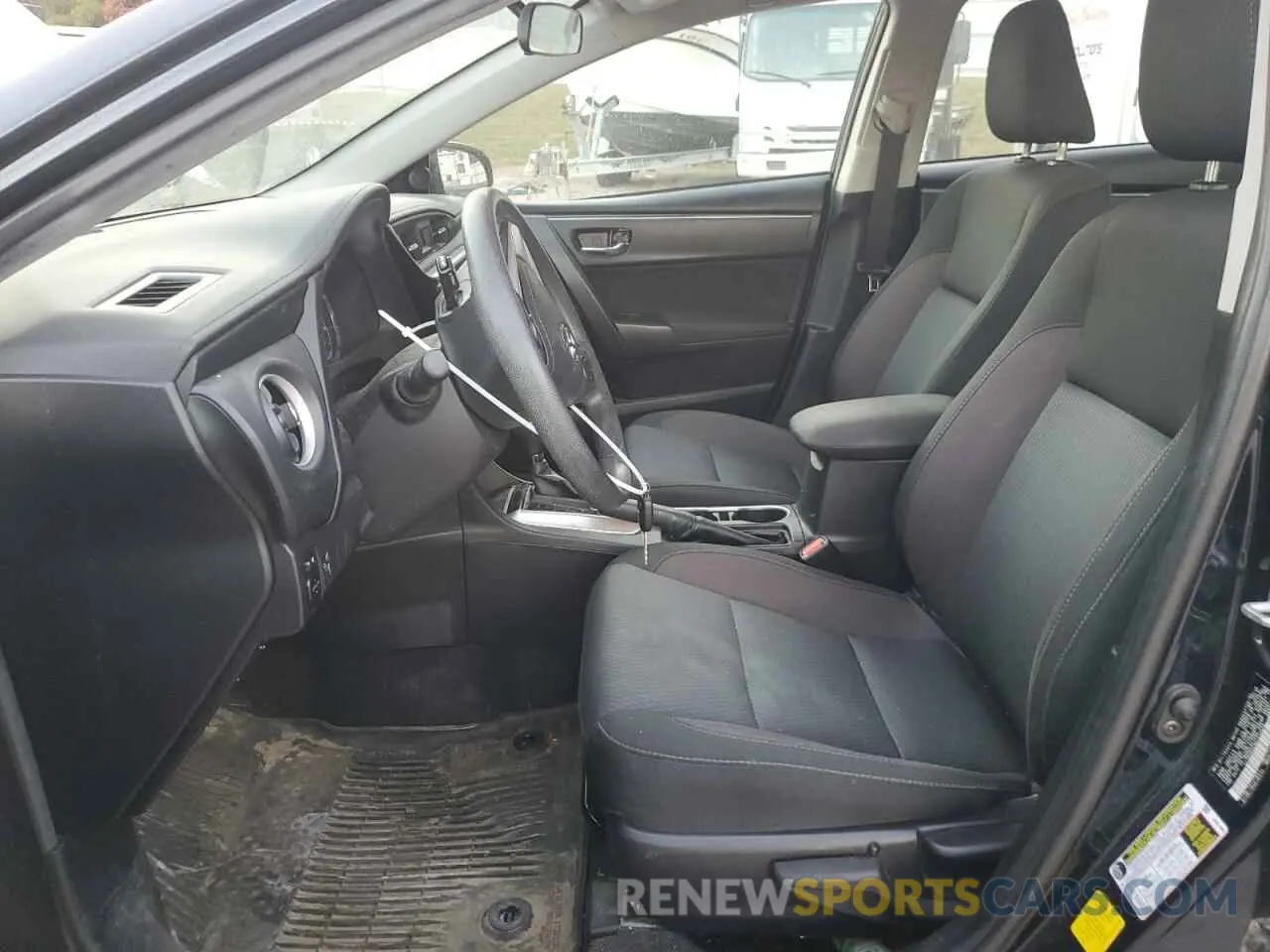 7 fotografías del automóvil dañado 2T1BURHE8KC223039 TOYOTA COROLLA 2019