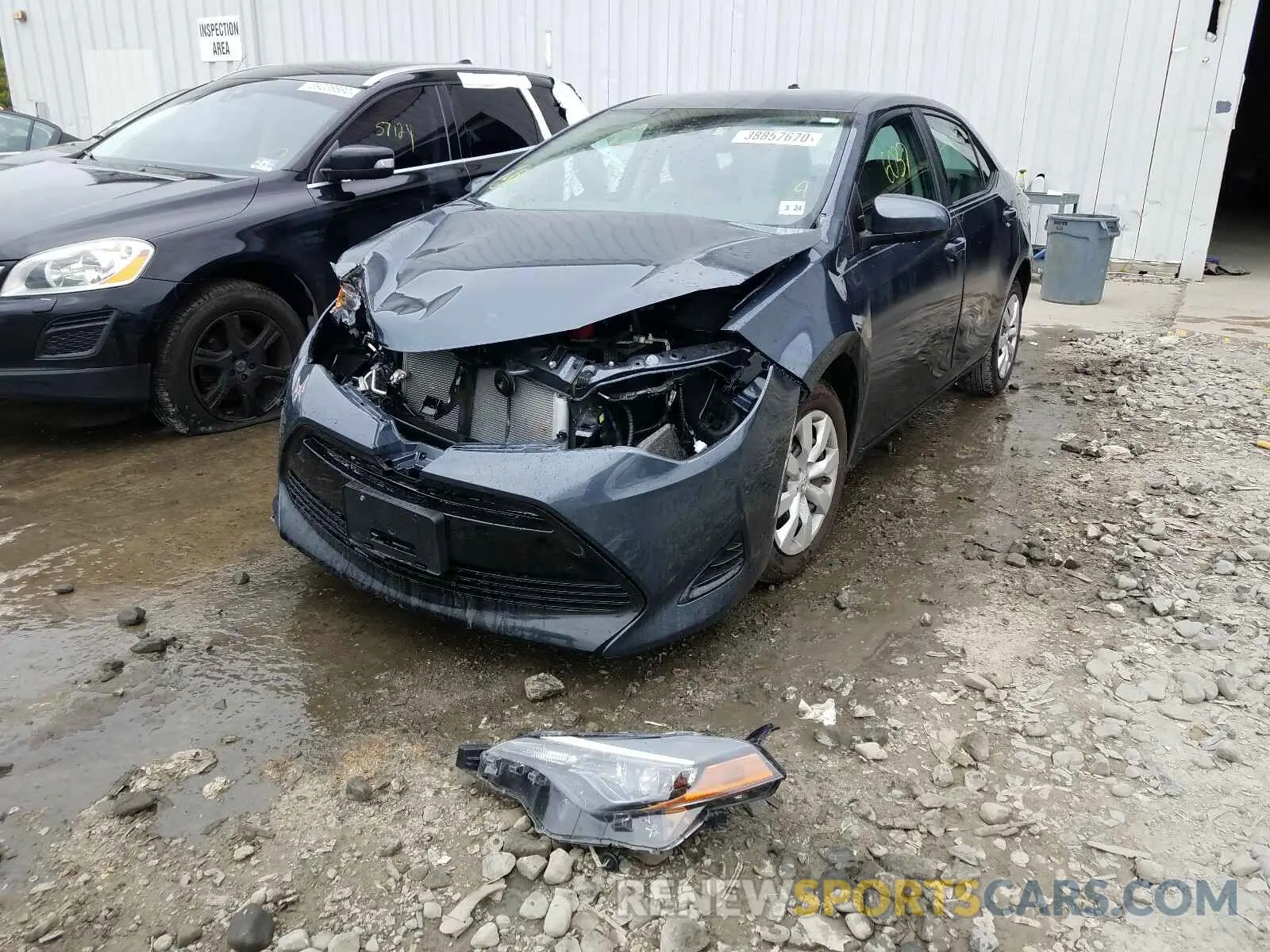 2 fotografías del automóvil dañado 2T1BURHE8KC224207 TOYOTA COROLLA 2019
