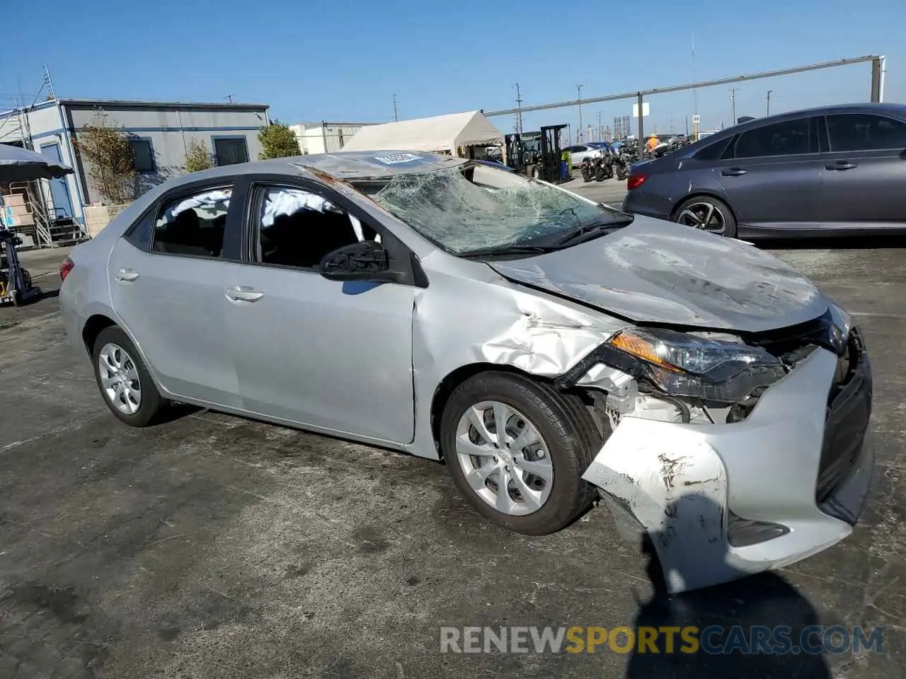 4 fotografías del automóvil dañado 2T1BURHE8KC229519 TOYOTA COROLLA 2019