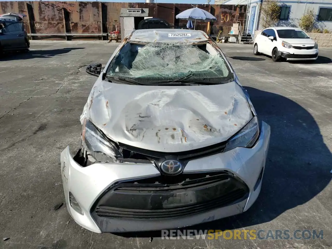 5 fotografías del automóvil dañado 2T1BURHE8KC229519 TOYOTA COROLLA 2019