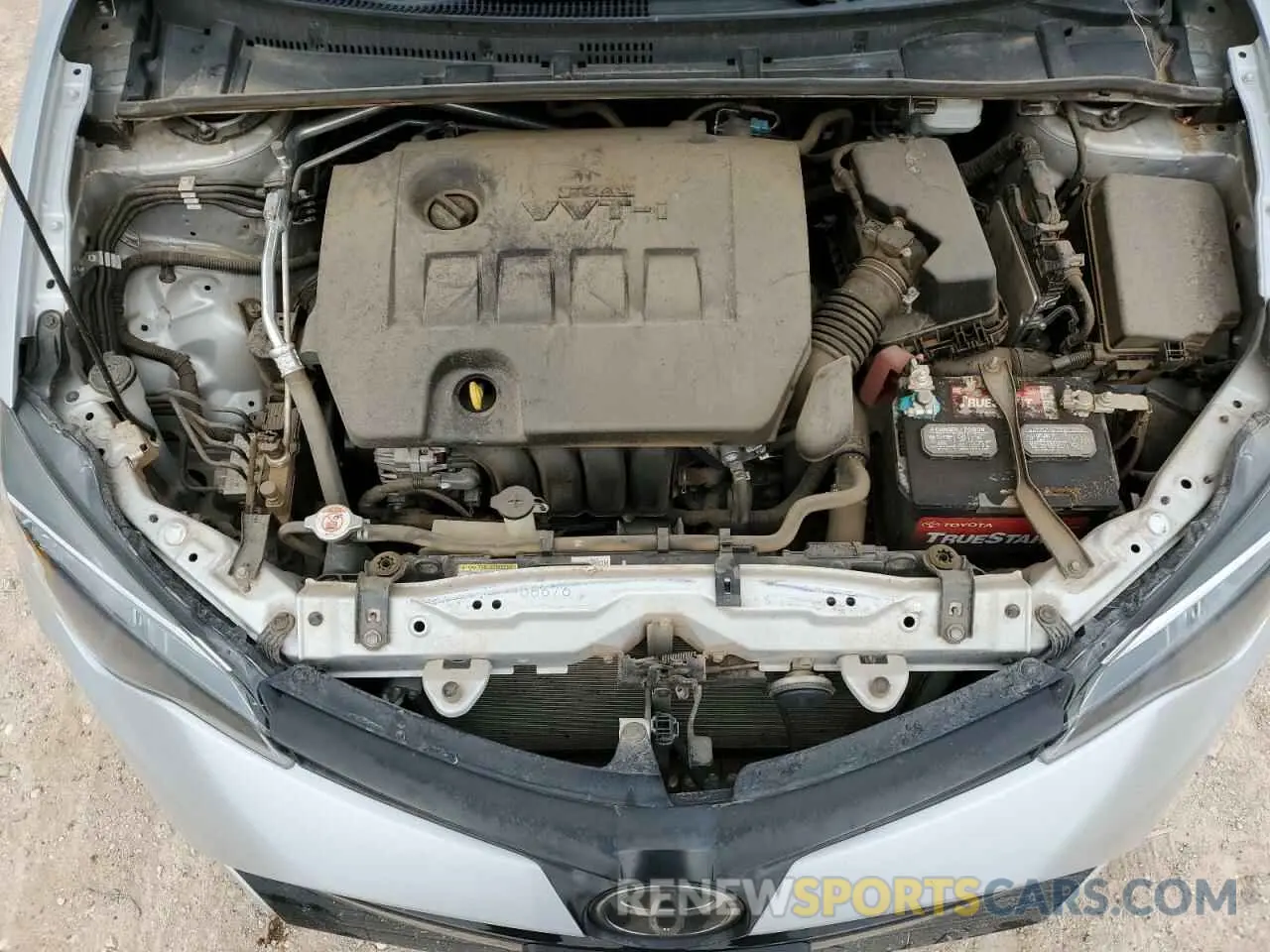 11 fotografías del automóvil dañado 2T1BURHE8KC230444 TOYOTA COROLLA 2019