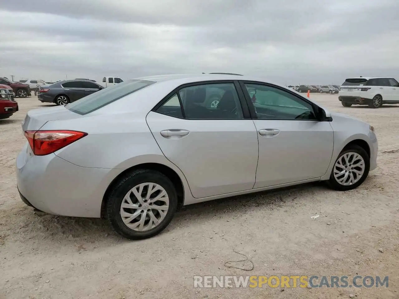 3 fotografías del automóvil dañado 2T1BURHE8KC230444 TOYOTA COROLLA 2019