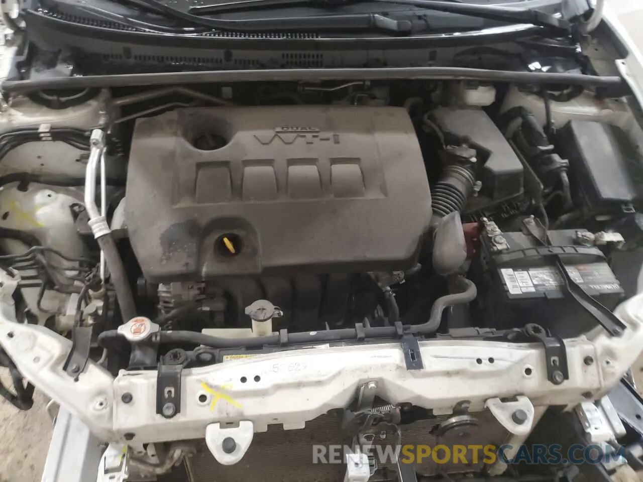 11 fotografías del automóvil dañado 2T1BURHE8KC231397 TOYOTA COROLLA 2019