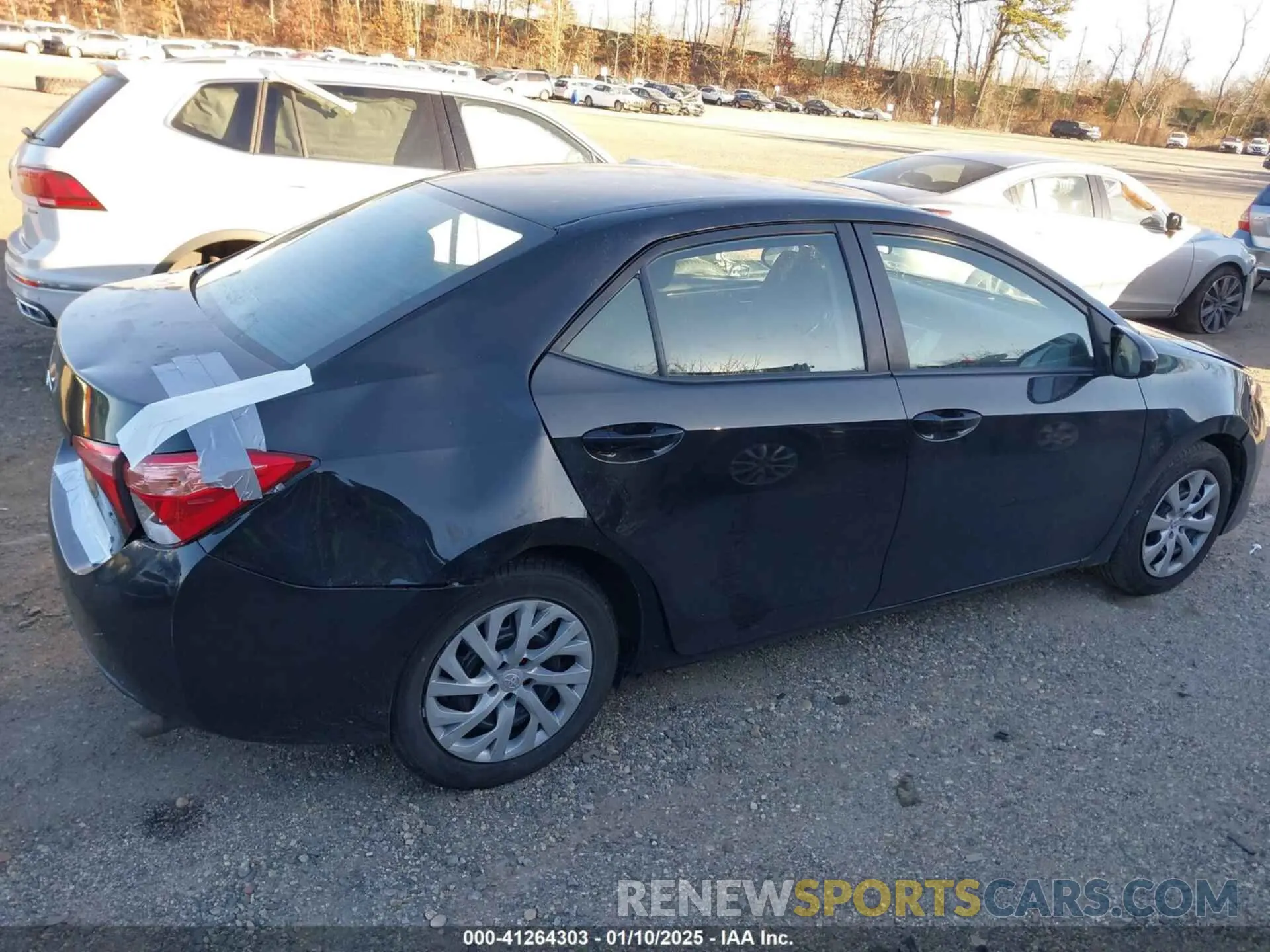 13 fotografías del automóvil dañado 2T1BURHE8KC235126 TOYOTA COROLLA 2019