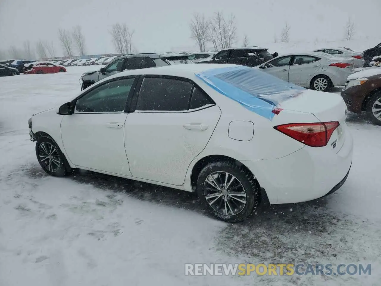 2 fotografías del automóvil dañado 2T1BURHE8KC245204 TOYOTA COROLLA 2019