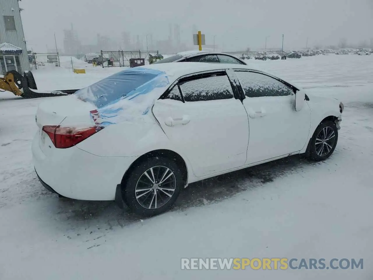 3 fotografías del automóvil dañado 2T1BURHE8KC245204 TOYOTA COROLLA 2019