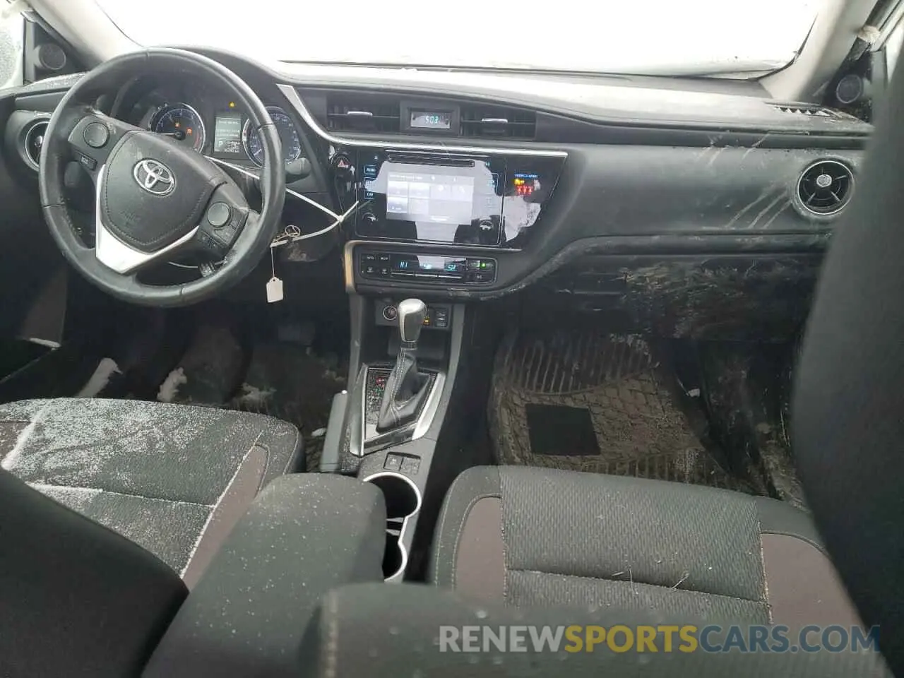 8 fotografías del automóvil dañado 2T1BURHE8KC245204 TOYOTA COROLLA 2019