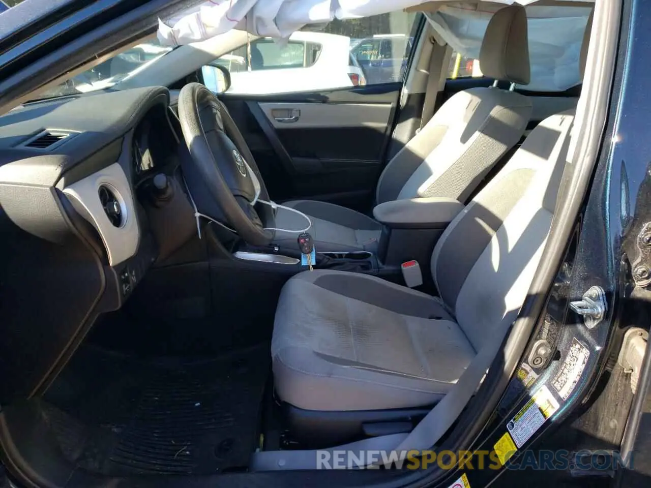 7 fotografías del automóvil dañado 2T1BURHE8KC245719 TOYOTA COROLLA 2019