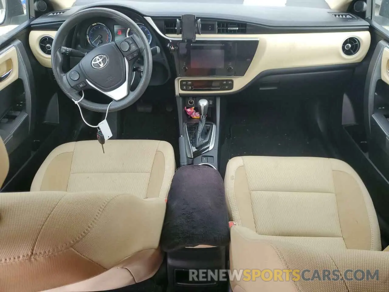 8 fotografías del automóvil dañado 2T1BURHE9KC125105 TOYOTA COROLLA 2019