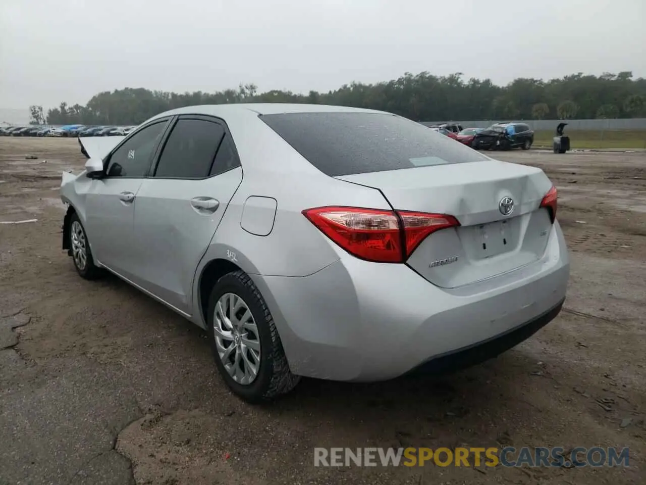 3 fotografías del automóvil dañado 2T1BURHE9KC140204 TOYOTA COROLLA 2019