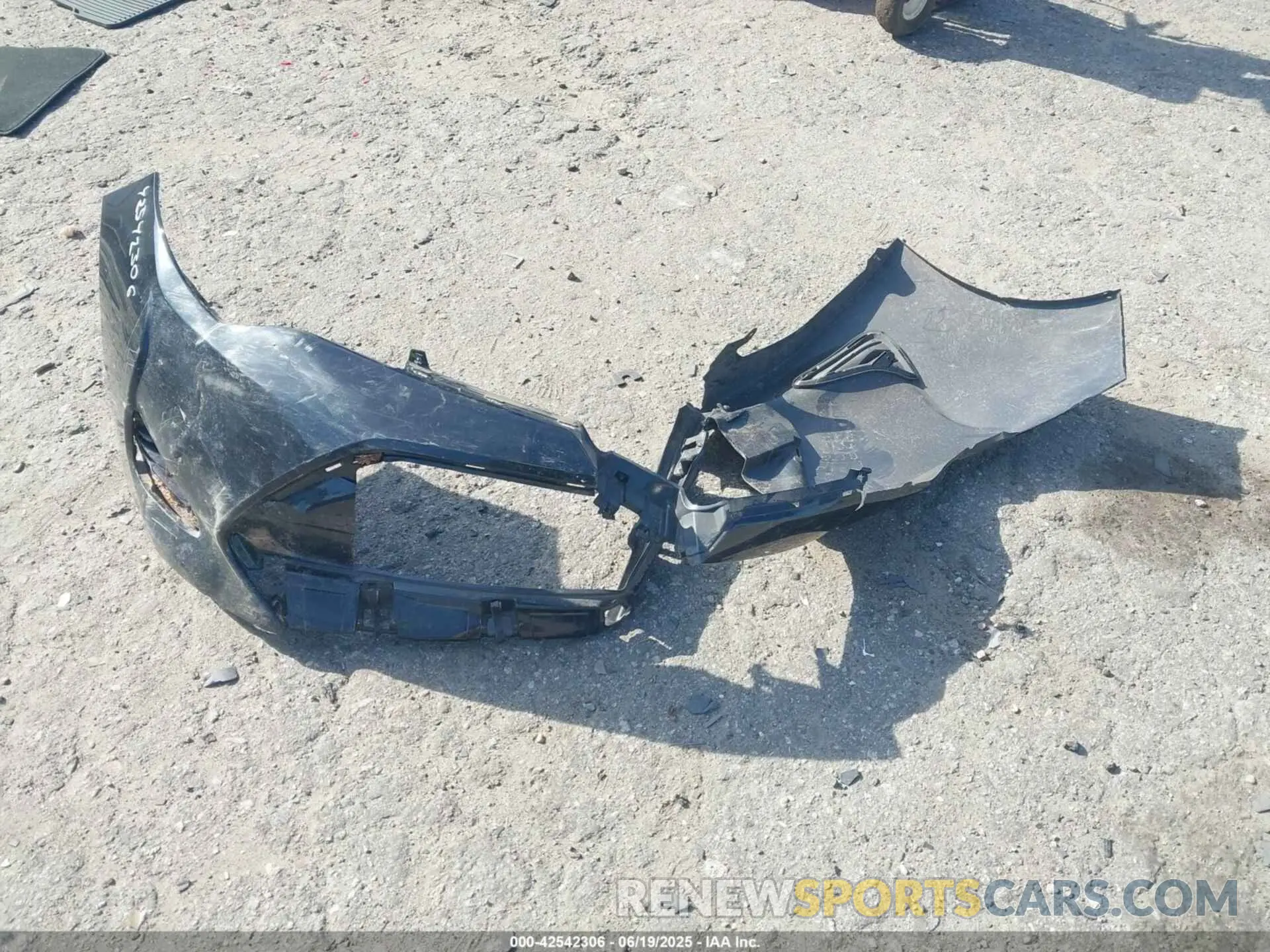 12 fotografías del automóvil dañado 2T1BURHE9KC145130 TOYOTA COROLLA 2019