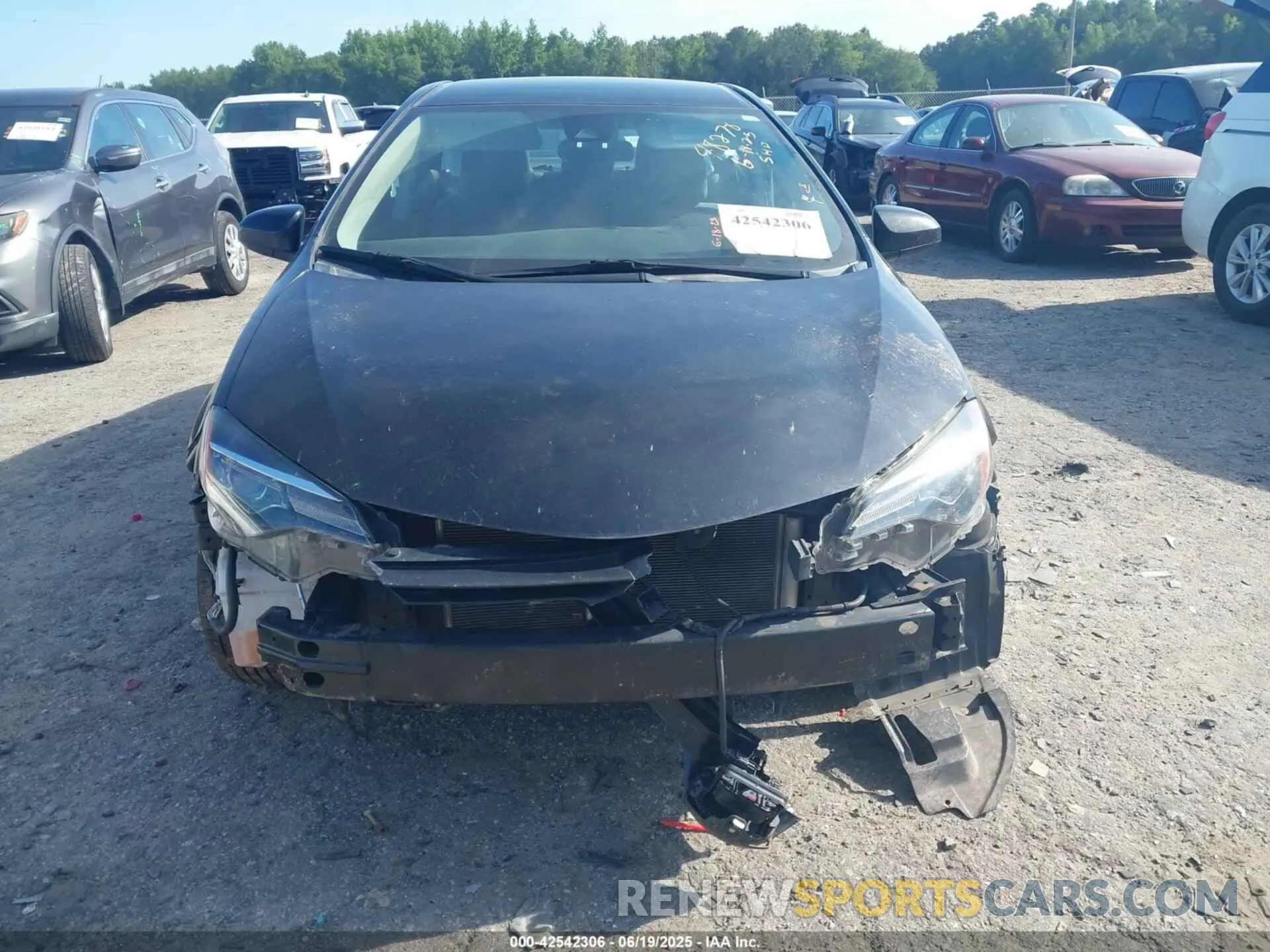 13 fotografías del automóvil dañado 2T1BURHE9KC145130 TOYOTA COROLLA 2019