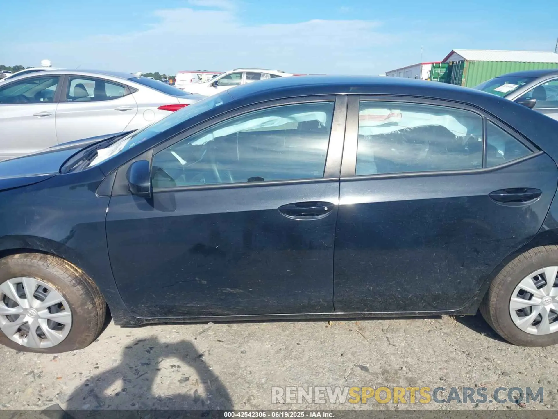 15 fotografías del automóvil dañado 2T1BURHE9KC145130 TOYOTA COROLLA 2019