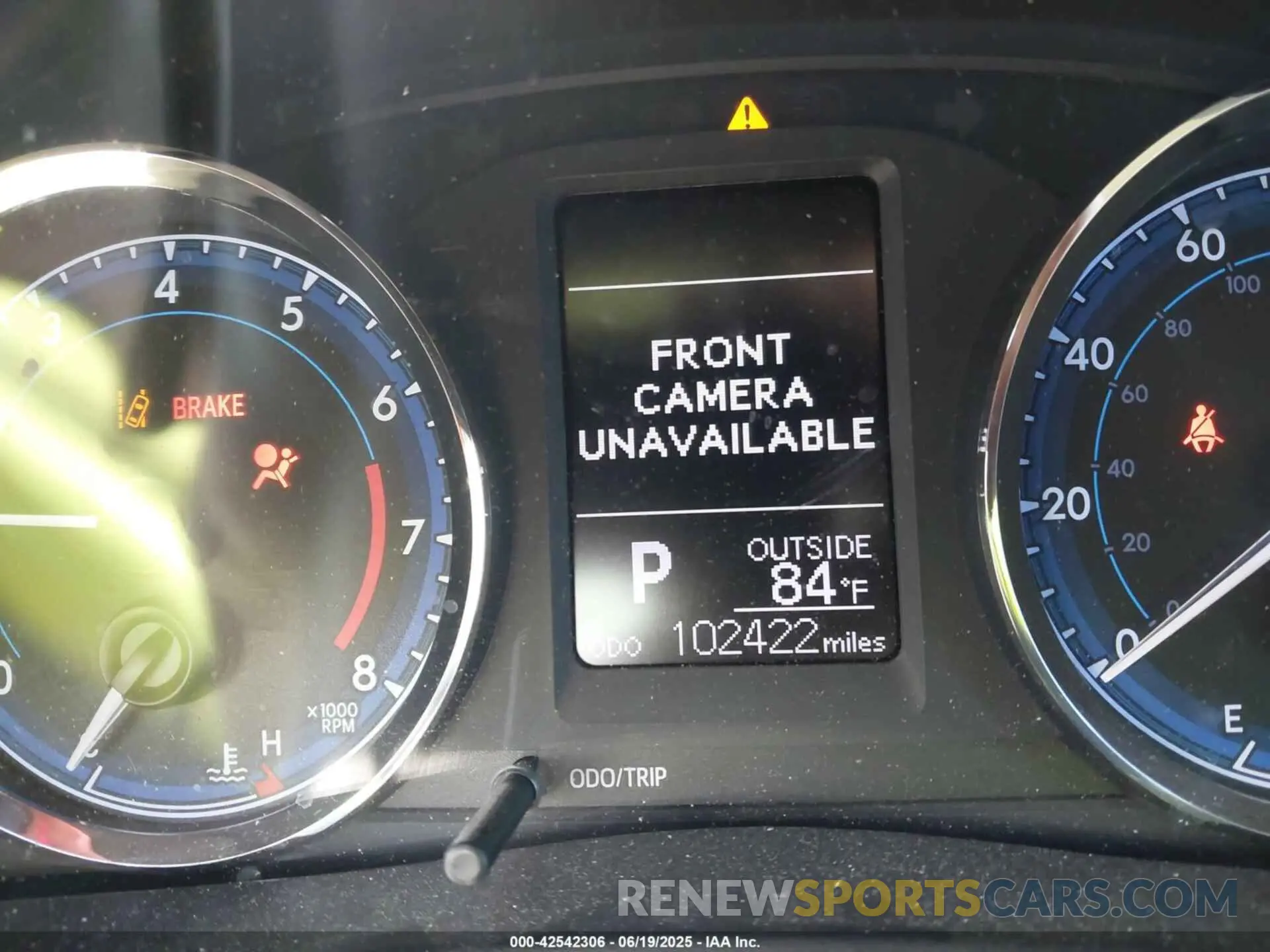 16 fotografías del automóvil dañado 2T1BURHE9KC145130 TOYOTA COROLLA 2019