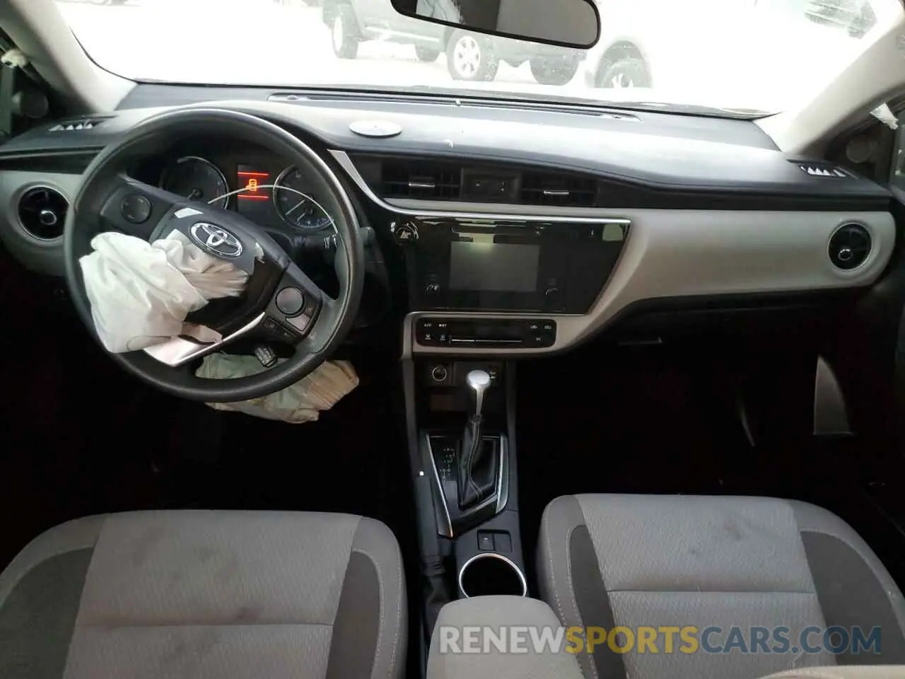 8 fotografías del automóvil dañado 2T1BURHE9KC158198 TOYOTA COROLLA 2019