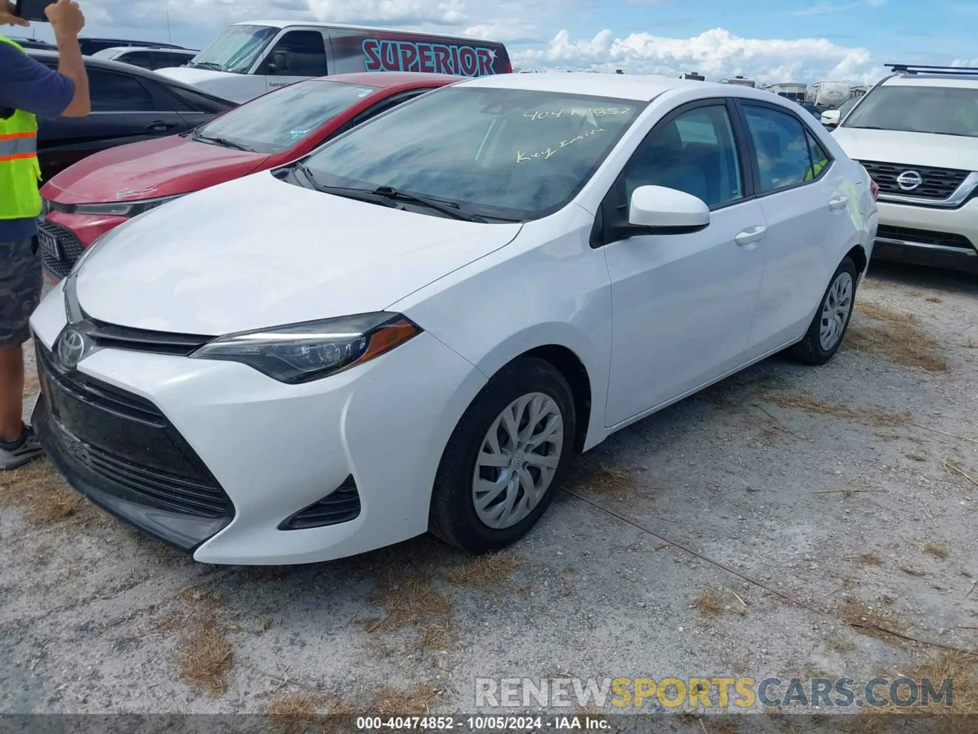 2 fotografías del automóvil dañado 2T1BURHE9KC176927 TOYOTA COROLLA 2019