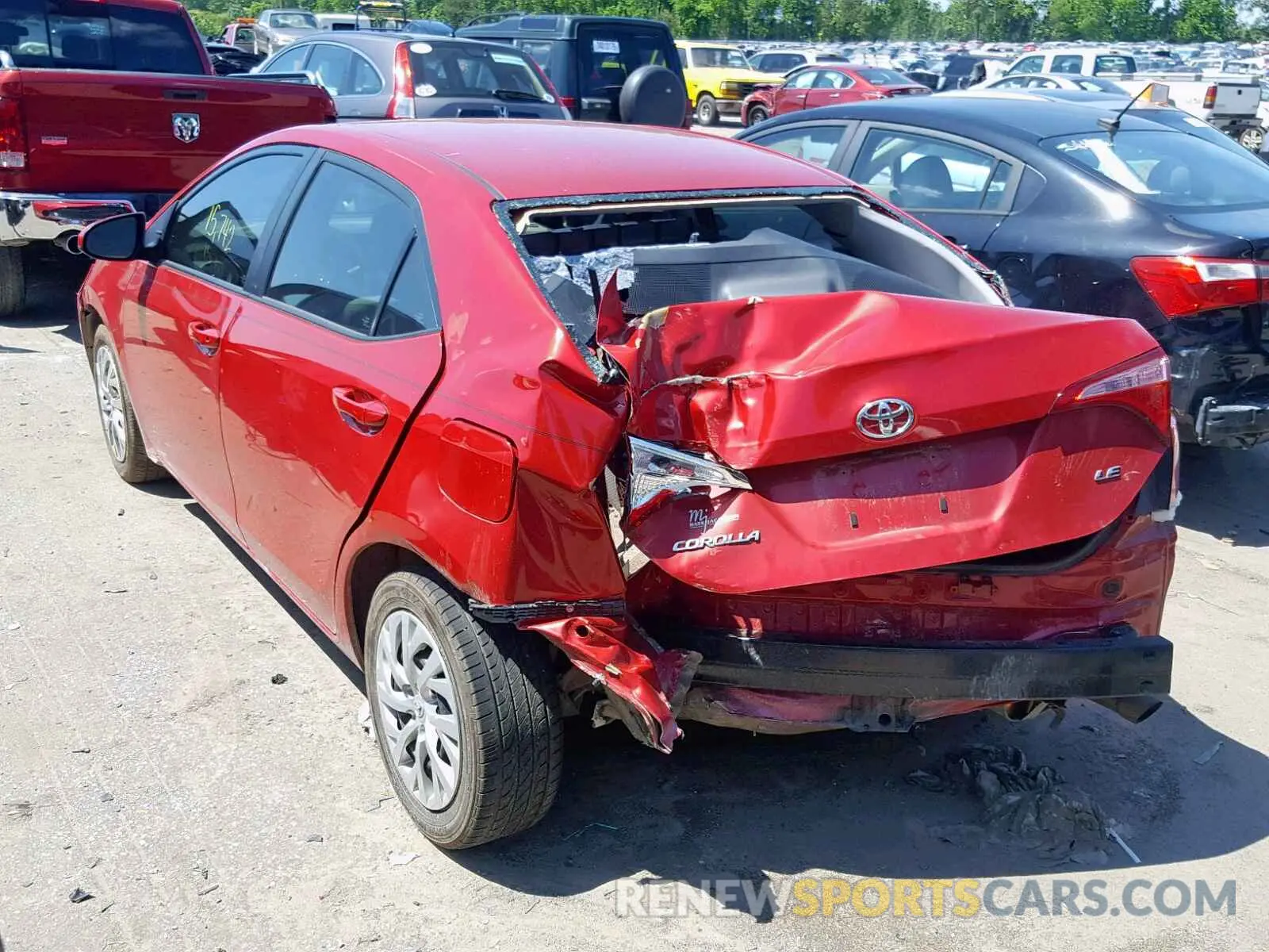 3 fotografías del automóvil dañado 2T1BURHE9KC184428 TOYOTA COROLLA 2019