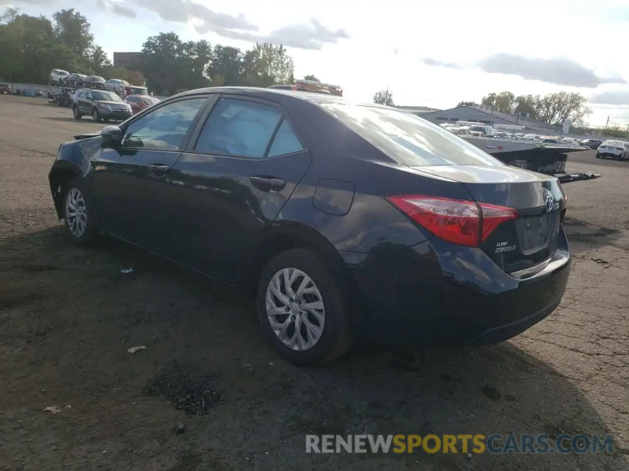2 fotografías del automóvil dañado 2T1BURHE9KC202605 TOYOTA COROLLA 2019