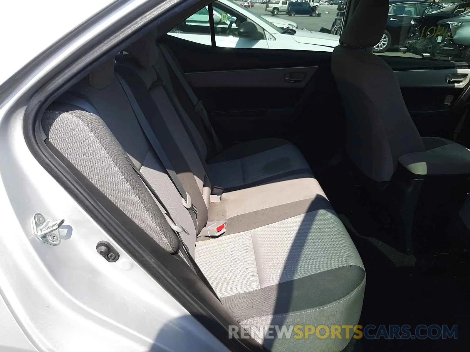 6 fotografías del automóvil dañado 2T1BURHE9KC203785 TOYOTA COROLLA 2019