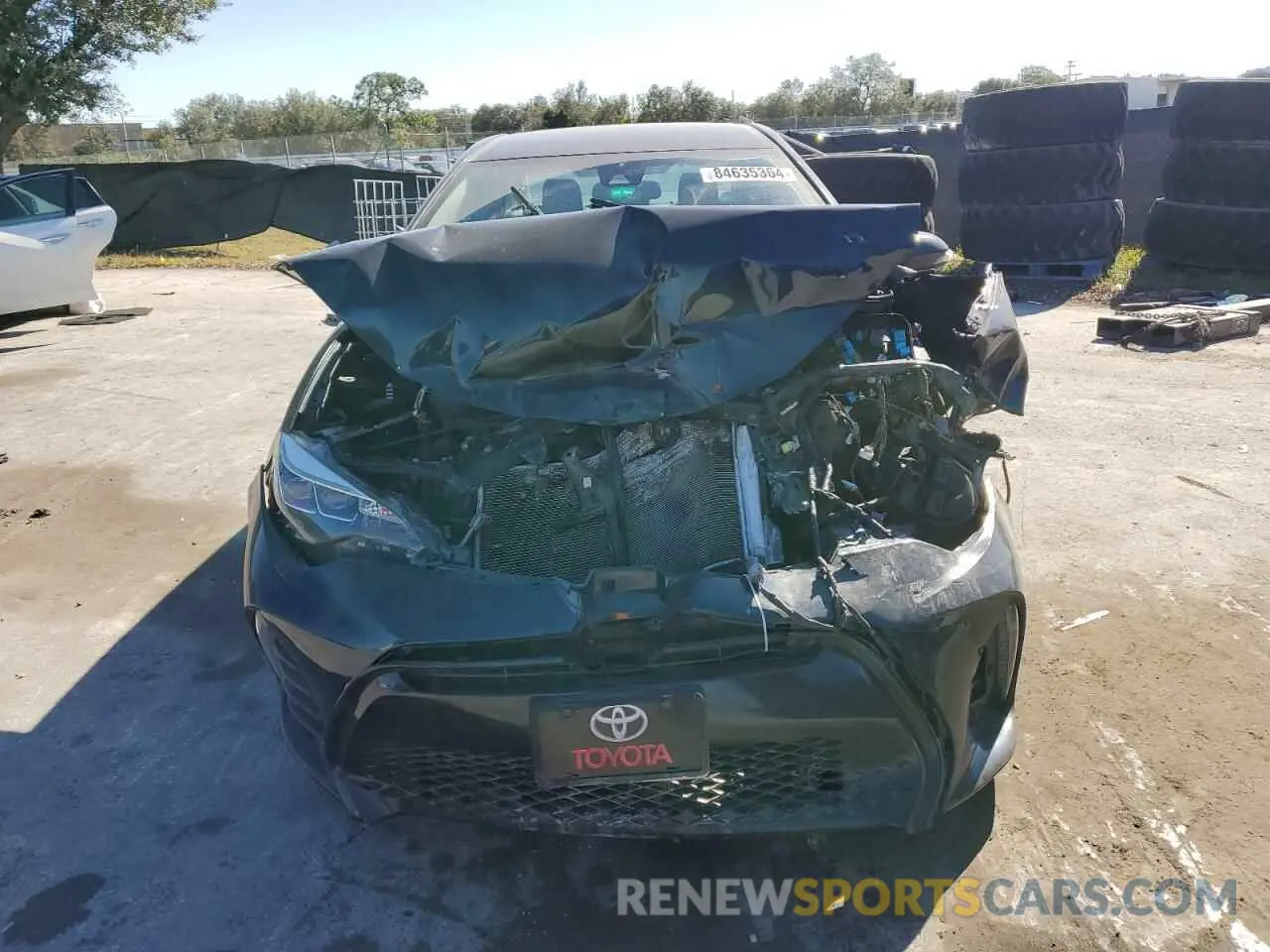 5 fotografías del automóvil dañado 2T1BURHE9KC203818 TOYOTA COROLLA 2019