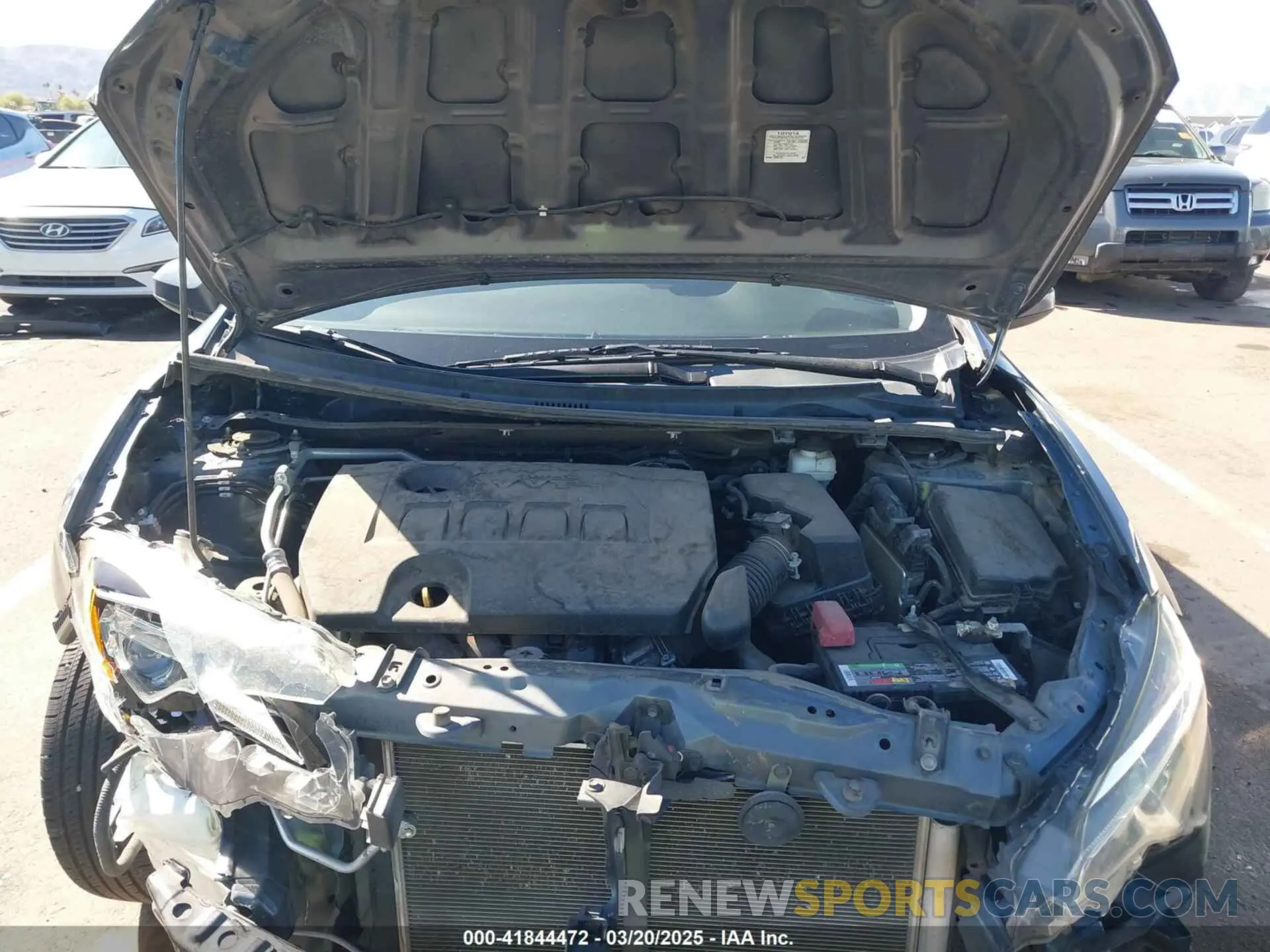 10 fotografías del automóvil dañado 2T1BURHE9KC217993 TOYOTA COROLLA 2019